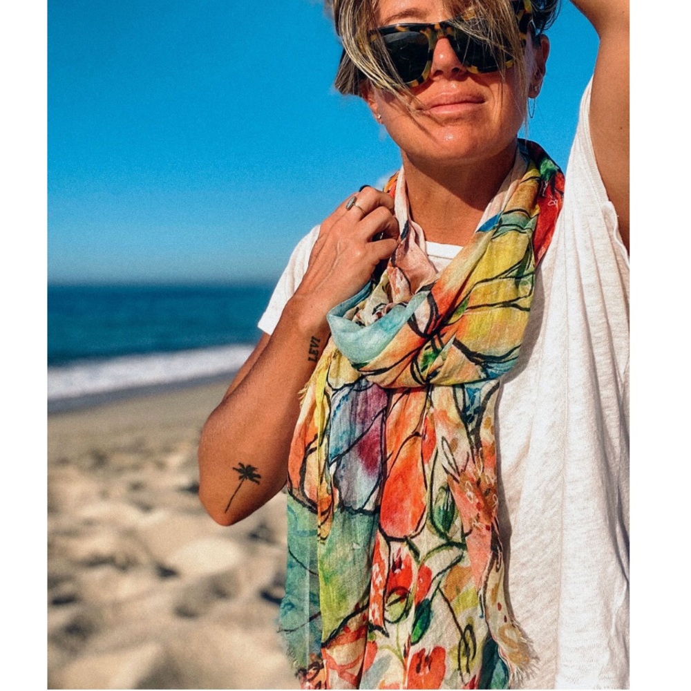 Rebekah Steen Goldfish Kiss Beautiful Things Scarf Sarong Pareo - Picture 4 of 16